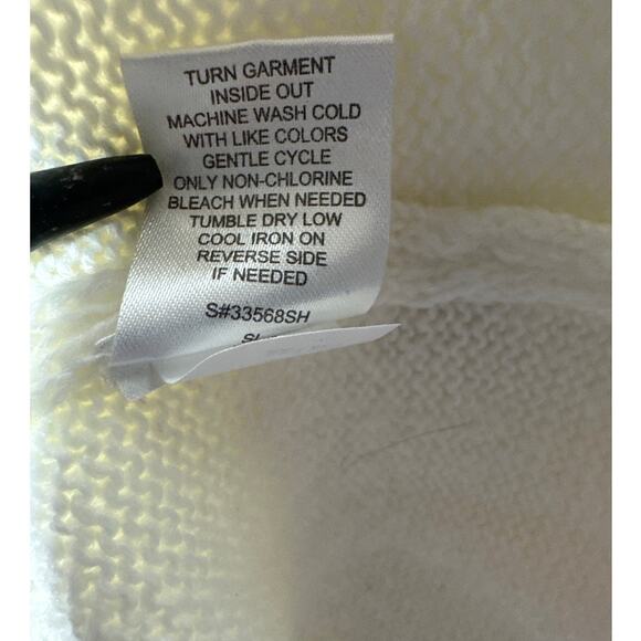 t/o Sweaters Cat Face Knit Long Sleeves White Sweater Size XL - Picture 11 of 11